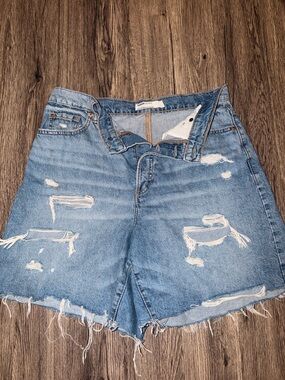 Garage Denim Women's Medium Blue Jean Shorts size 9